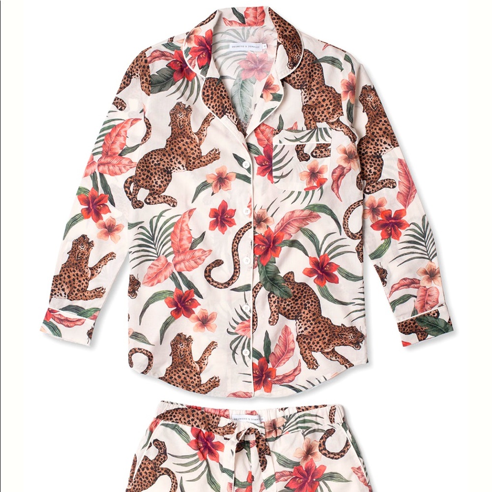 Desmond & Dempsey Leopard Graphic Printed Short Pajama Set medium —READ listing